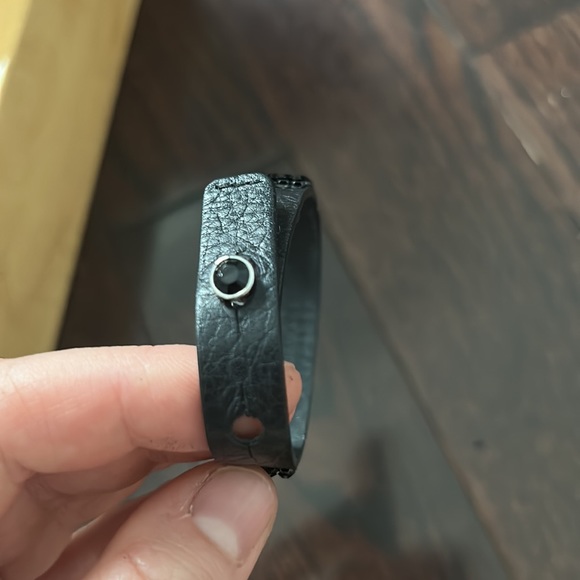 Swarovski black leather crystal bracelet - Picture 5 of 5